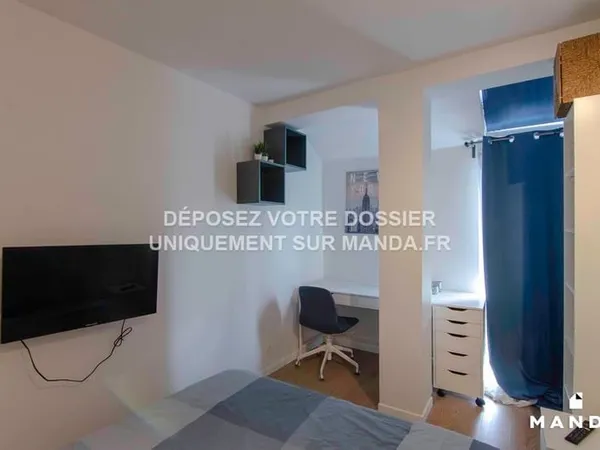Chambre meublée à Cergy