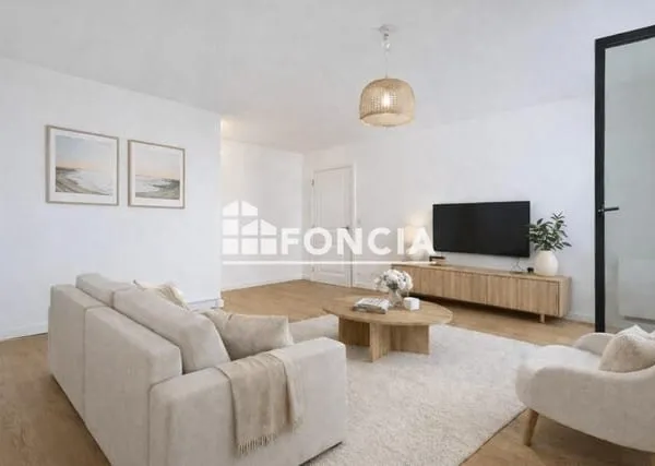 Grand deux pièces de 52 m² à vendre à DEAUVILLE