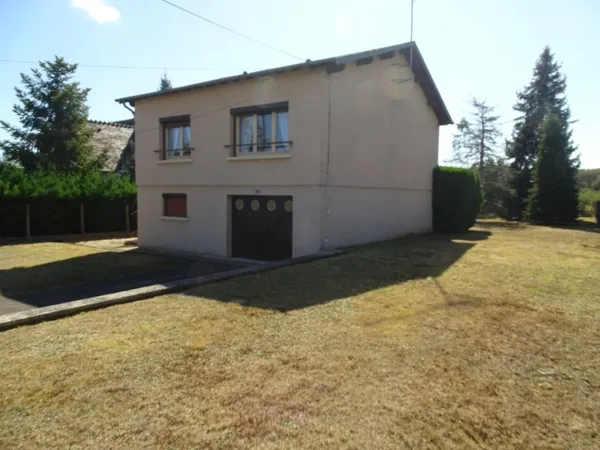 Vend maison avec jardin à Lignières