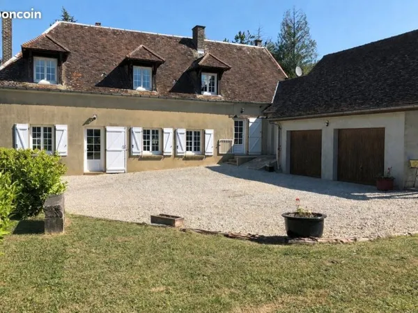 Longère pleine de charme 6 pièces 204m2