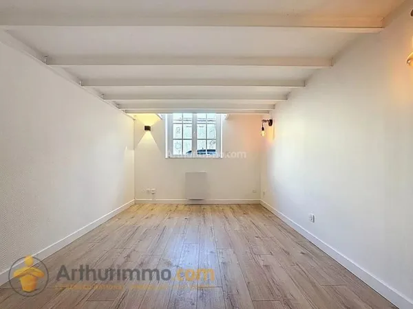 Reims Secteur Cathédrale Appartement 2 pièces et mezzanine