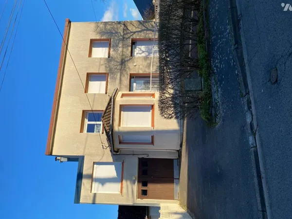 Maison 2 pièces 270 m²