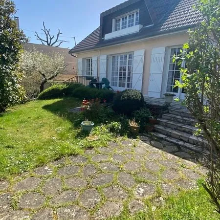 Maison 7 pièces 137 m²