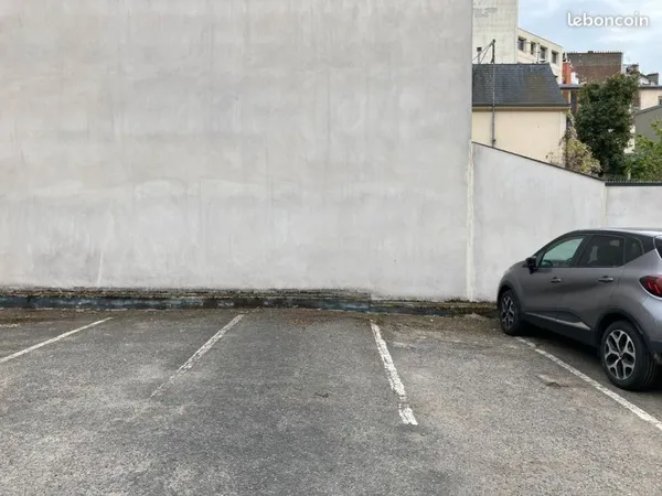 Parking extérieur Marcel Sembat