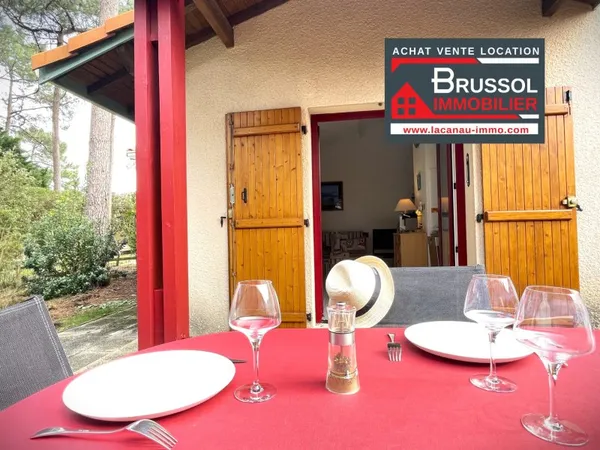 Pavillon à vendre à Lacanau-Océan résidence avec piscine Age