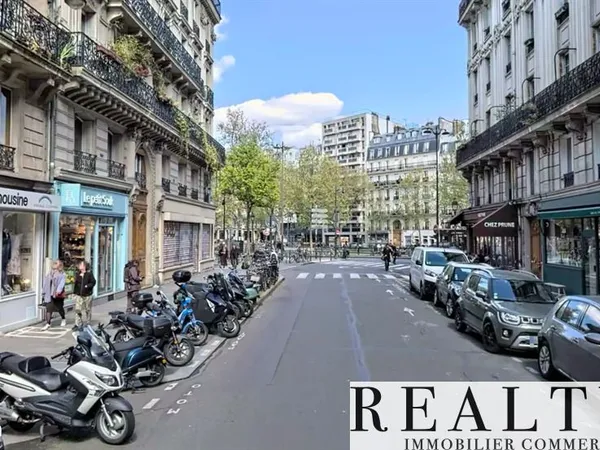 Local commercial 175 m²
