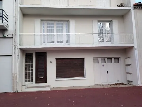Appartement T3 de 81 m² à Royan- Proche commerces,transports et mer