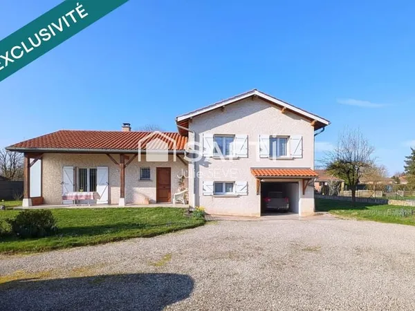 Maison familiale avec jardin  secteur recherché