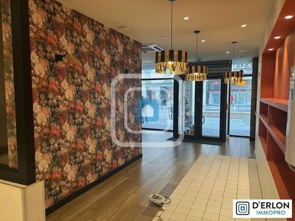 Local commercial 145 m²
