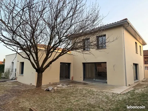 Maison 5 pièces 144 m²
