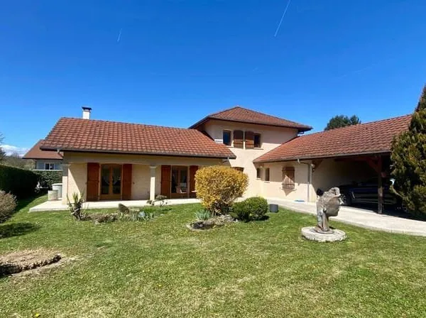 Maison 8 pièces 188 m²