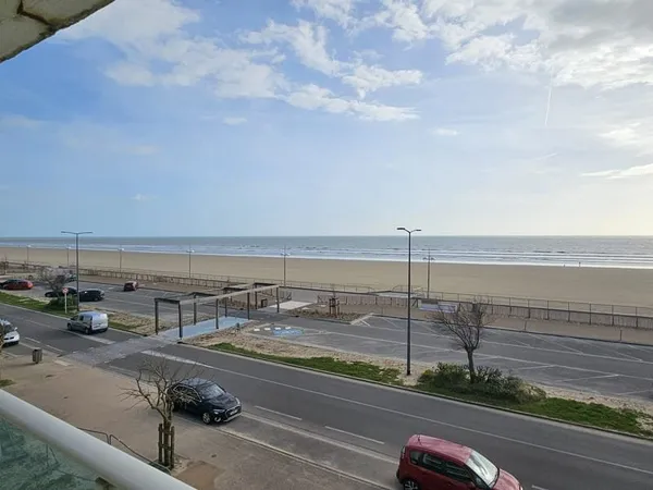 APPARTEMENT T2 FACE MER