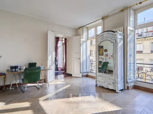 Paris 10e - Appartement familial et de réception