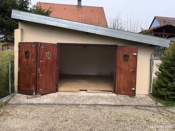 Garde meubles local