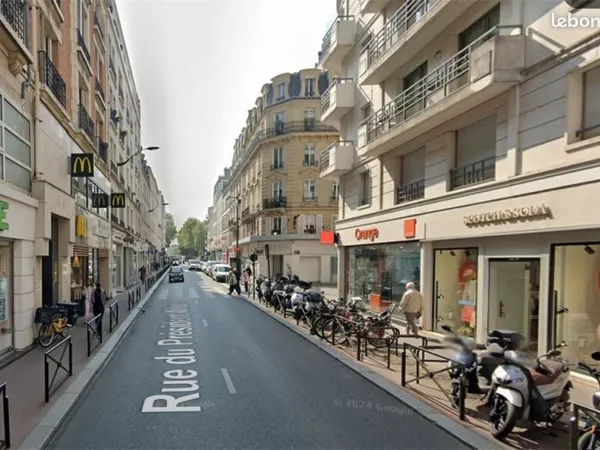 Local commercial 60 m² LEVALLOIS PERRET
