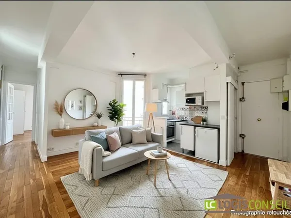APPARTEMENT - RUE DU CHEVALIER DE LA BARRE