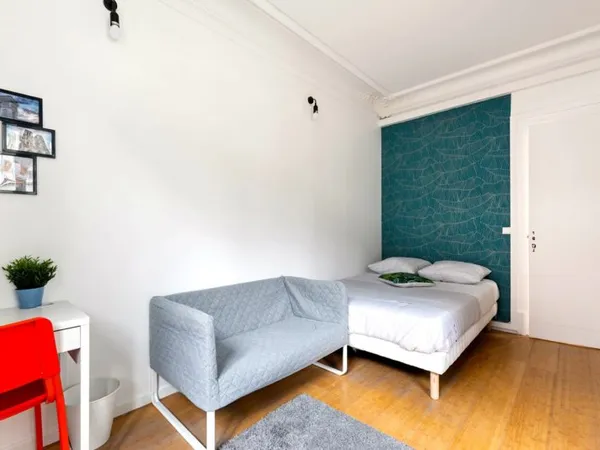 Chambre spacieuse et lumineuse – 15m²