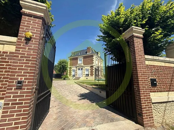 Maison et villa de prestige Vente Berthecourt 8p 240m² 599000€