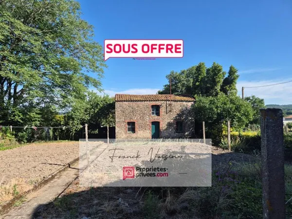 A VENDRE aux Epesses, Maison de 72 m2 à rénover entièrement avec 1 chambre sur une parcelle de 240 m