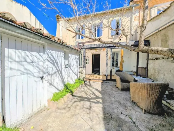 Charmante maison au calme, jardin et garage