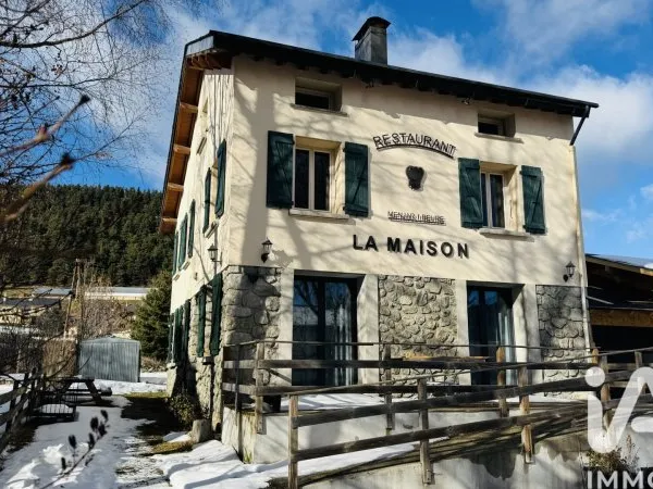 Maison 6 pièces 185 m²