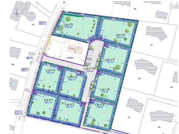 Terrain constructible 881m²