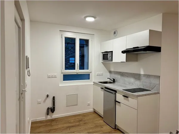Studio 1 pièce 27 m²