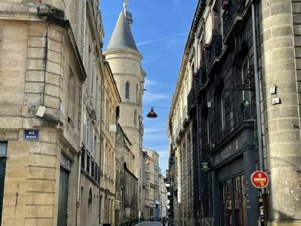 LOCAL COMMERCIAL à LOUER