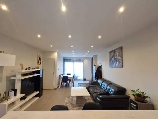 Maison 2 pièces 98 m²