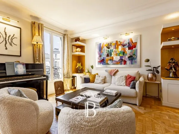 PARIS VII - APPARTEMENT - 1 CHAMBRE - 2 PERSONNES
