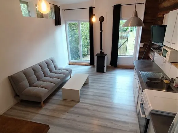 APPARTEMENT/MAISON T2 avec jardin