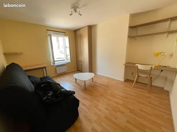 Studio RDC de 22 M2 quartier calme et sécurisé