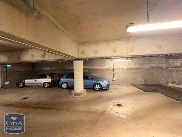 Stationnement Vente Corbeil-Essonnes   12500€