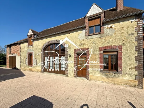 Maison 9 pièces 206 m2 à Neuvy Sautour 89570
