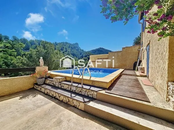 Maison 4 pièces 98 m² avec piscine** SOUS OFFRE **
