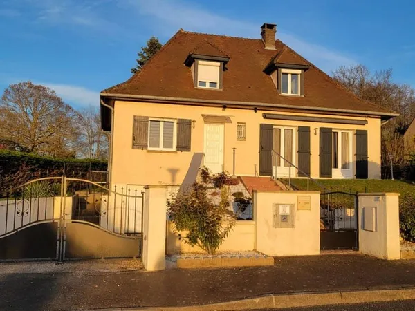Maison 7 pièces 166 m²