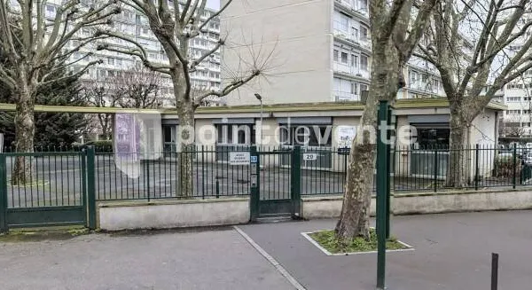 Bureaux 305 m²