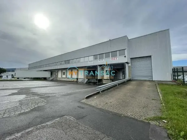A Louer Entrepôt de 5 473m² à Sucy