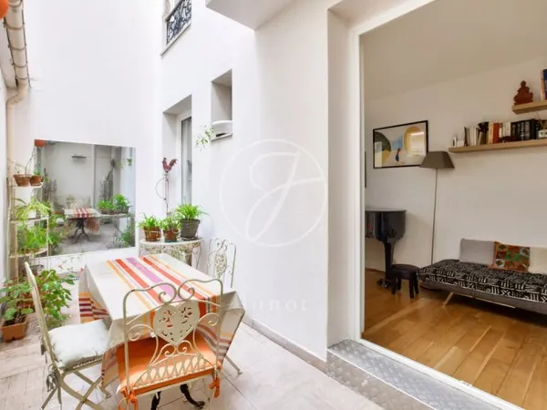 Lisière Paris 9e / Paris 18e - GERMAIN PILON - Appartement à vendre - Duplex + studio - 90,91m² loi 