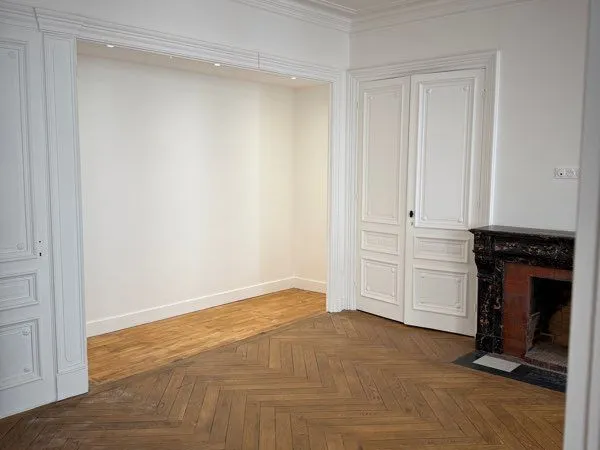 Coup de coeur Anatole France - Appartement haussmannien 155 m² - 4 chambres - Dernier étage