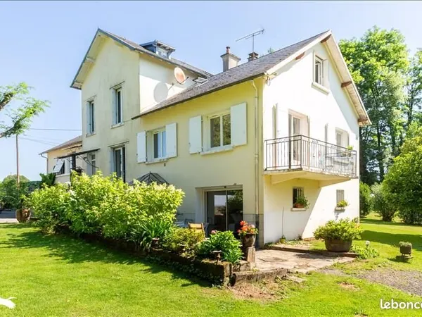Maison 6 pièces 192 m²