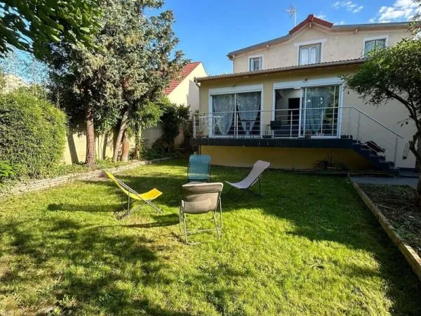 Maison 5 pièces 145 m²