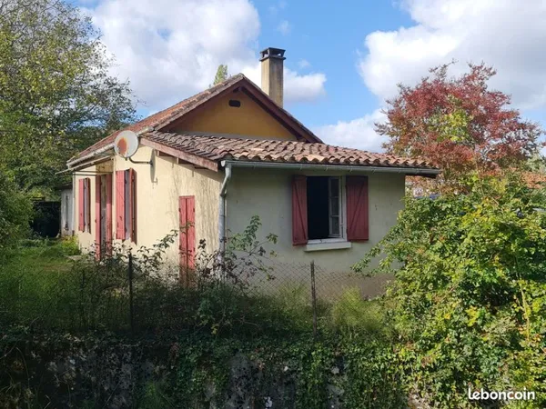Maison a rénover à 1,5 km de bergerac