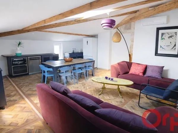 Maison 8 pièces 207 m²