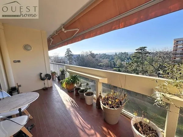 Appartement 4 pièces 104 m²