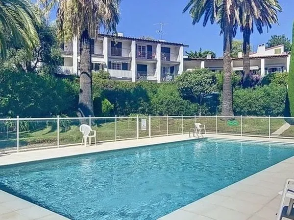 Studio 1 pièce 34 m²