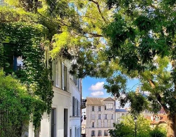 2 pièces de charme au coeur des abbesses - Haut Montmartre