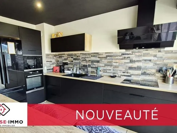 AU COEUR DU QUARTIER UNIVERSITAIRE
