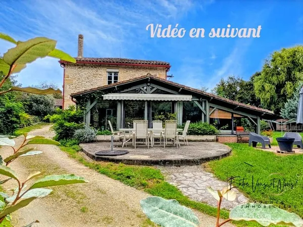 Maison 9 pièces 290 m²
