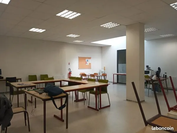 Local 126 m² Langon